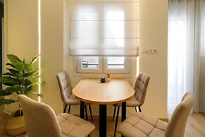 Eos Residence