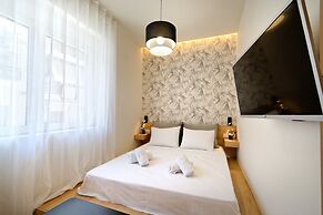 Eos Residence