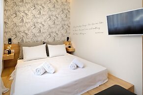 Eos Residence