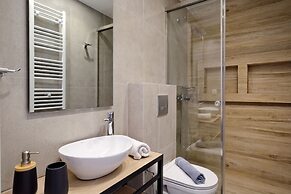 Eos Residence