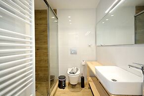 Eos Residence