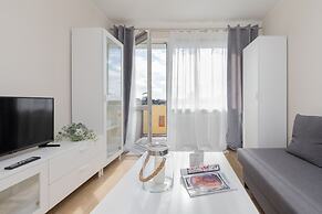 Berka Joselewicza Apartment by Renters