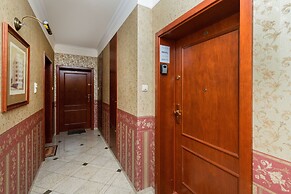 Patio Mare B8 Apartment by Renters