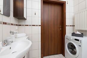 Patio Mare B8 Apartment by Renters