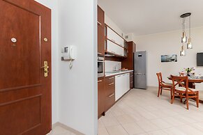 Patio Mare B8 Apartment by Renters