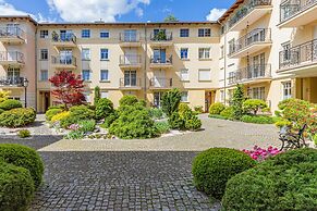 Patio Mare B8 Apartment by Renters