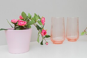 Malczewskiego Apartment by Renters