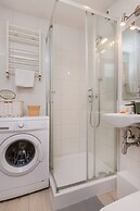 Malczewskiego Apartment by Renters