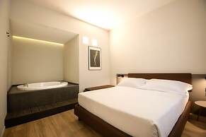 Palazzo Bellocchi - Suites & Apartments