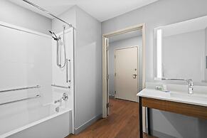 AmericInn by Wyndham International Falls