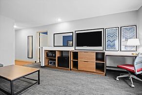 AmericInn by Wyndham International Falls
