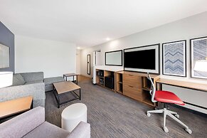 AmericInn by Wyndham International Falls