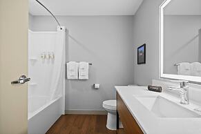 AmericInn by Wyndham International Falls