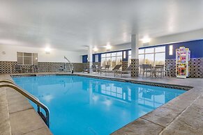 AmericInn by Wyndham International Falls