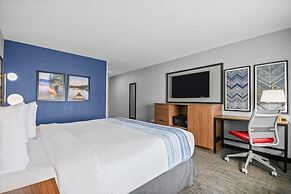 AmericInn by Wyndham International Falls