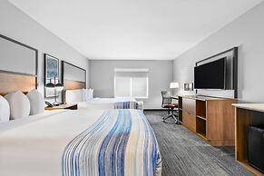 AmericInn by Wyndham International Falls