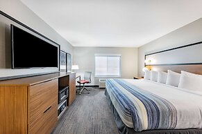 AmericInn by Wyndham International Falls