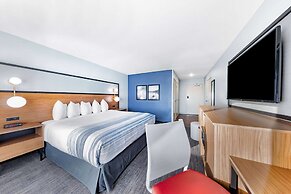 AmericInn by Wyndham International Falls