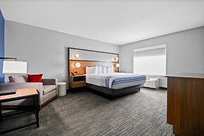 AmericInn by Wyndham International Falls