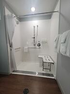 AmericInn by Wyndham International Falls