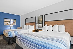 AmericInn by Wyndham International Falls