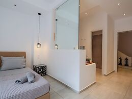 Lux Villa, 5 Master BR, Private Pool, Sunset View!