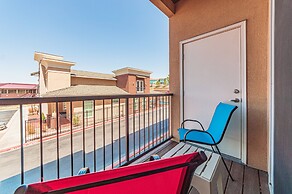 Modern  Mountain view very clean