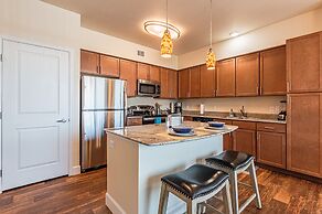 Modern  Mountain view very clean