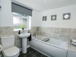 Lily Cottage
