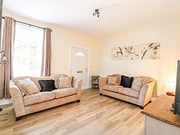 Lily Cottage