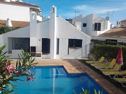 Barbecue and Pool Mystay Algarve