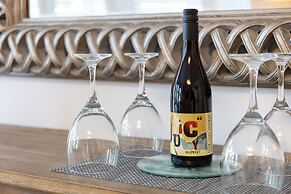 9A Millbrae - Donnini Apartments