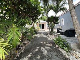 Charming 1-bed Studio in Simpson Bay - Beacon Hill