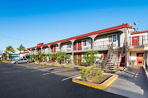 Red Roof Inn Los Angeles – Bellflower