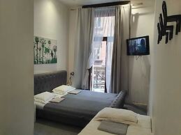 AMEN Aparthotel Curie 8