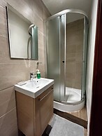 AMEN Aparthotel Curie 8