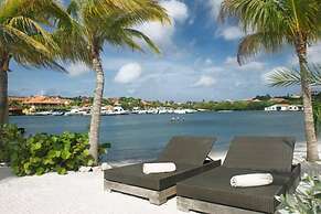 Appartement La Maya met Zwembad Strand Jan Thiel