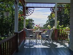 Victorian By The Sea