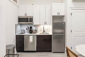 Sosuite at French Quarters - Rittenhouse Square