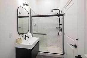 Sosuite at French Quarters - Rittenhouse Square