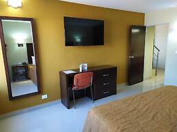 El Camino Hotel & Suites