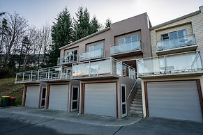 2-BEDROOM REMARKABLES APARTMENT