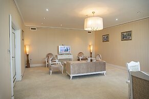 Olympic Hotel and Resort