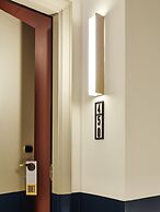 Tribe London Canary Wharf