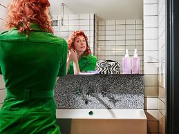 Tribe London Canary Wharf