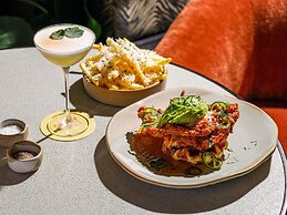 Tribe London Canary Wharf