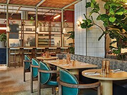 Tribe London Canary Wharf