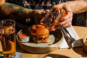 Tribe London Canary Wharf