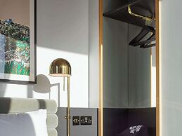 Tribe London Canary Wharf