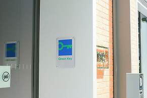 Tribe London Canary Wharf